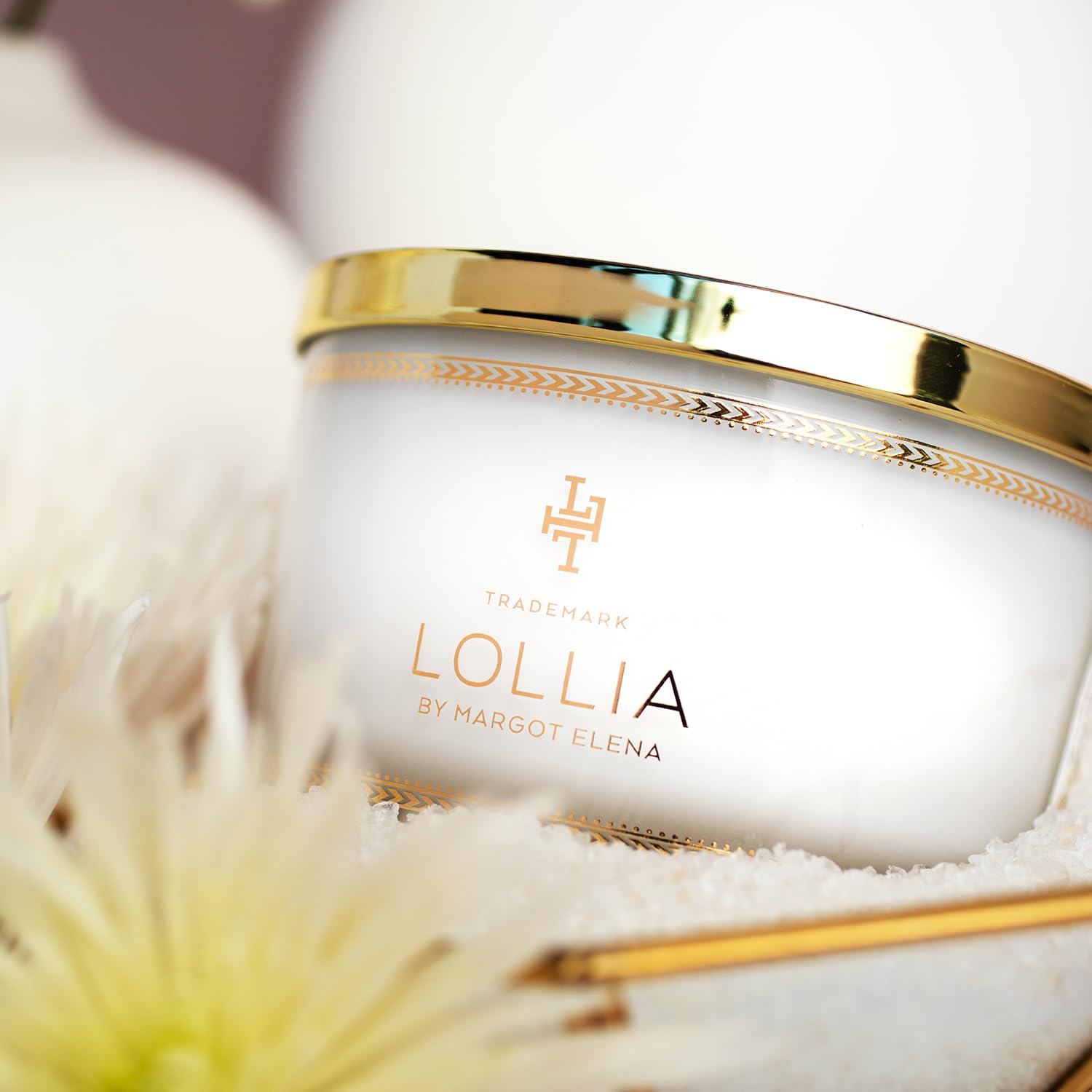 Lollia Fine Bathing Salts, 20 oz. – Bath Essential for Women, Bathtub Accessories, Relaxing Bath Salts for Women, Bath Products, Scented Luxury Bath Salts