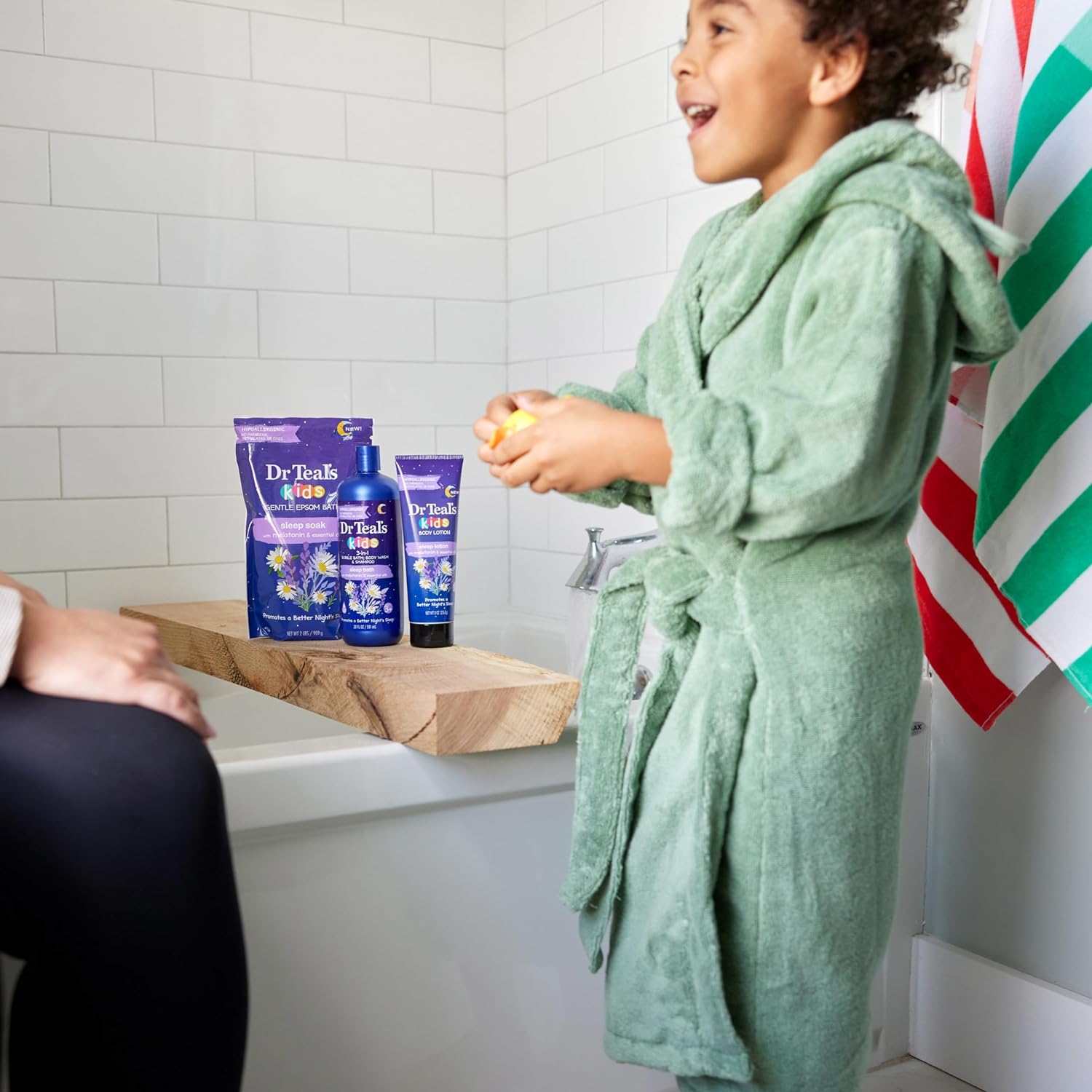 Dr Teal's Kids Gentle Epsom Salt Soak, Sleep Blend with Melatonin, Lavender & Chamomile Essential Oil, 2 lbs (Pack of 3) (Packaging May Vary)