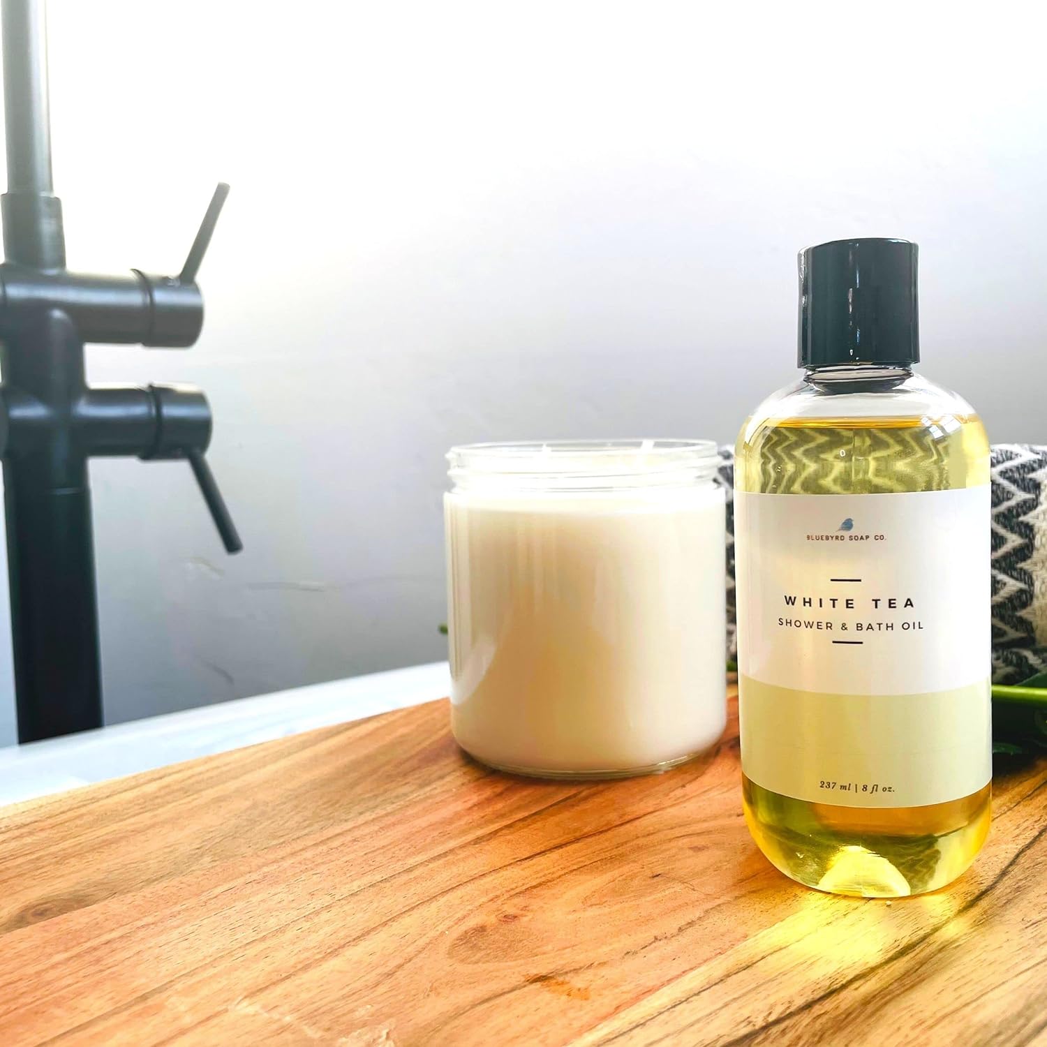 Bluebyrd Soap - White Tea Shower Oil & Bath Oil | Hydrating Plant Based Oils for Bath & Shower | Natural Body Oil Moisturizer | Revitalizing Clean Beauty Bath Oil (White Tea)