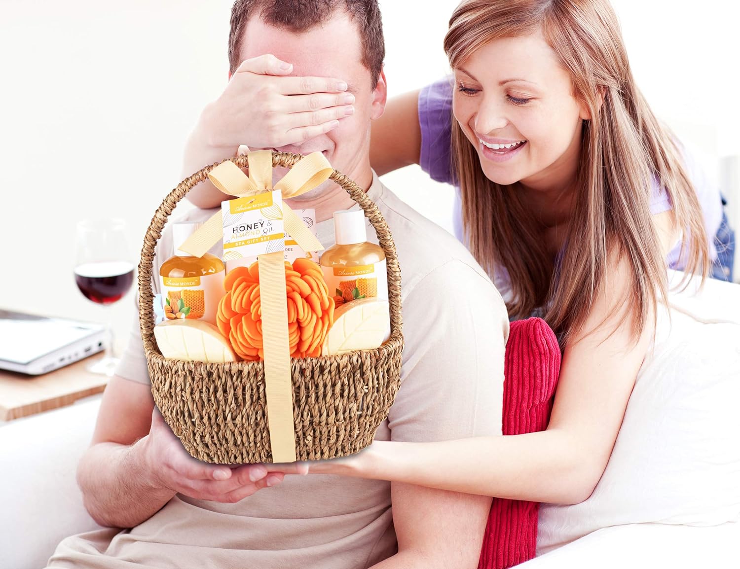 Home Spa Gift Basket, Bath Spa Kit for Women, with Body Lotion, Shower Gel, Bubble Bath, Body Scrub, Bath Salt, Bath Bomb, Bath Gift Set for Mother, Wife Her, with Magnolia and Jasmine Scent